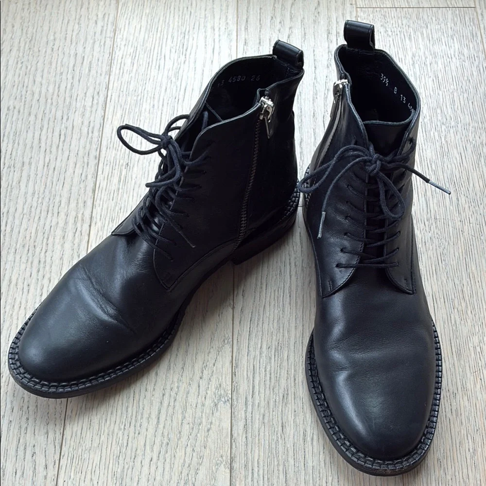 Robert Clergerie Women’s Black Lace Up Boots (sz 39.5) - Picture 4 of 10
